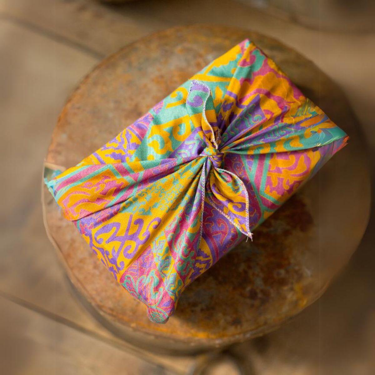 Set of 4 Recycled Sari Gift Wraps Wrapping Namaste Fair trade